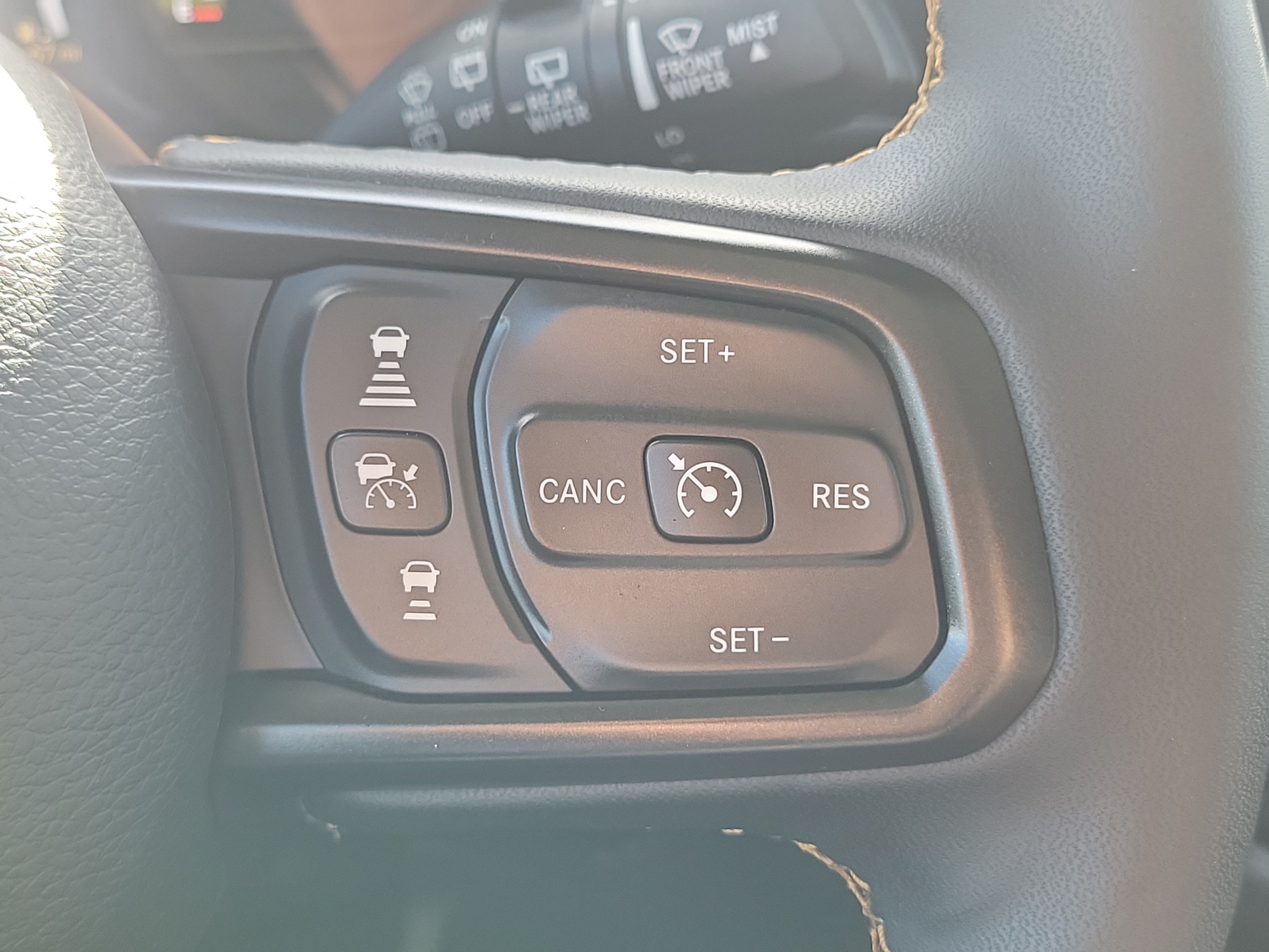 Used 2024 Jeep Wrangler Unlimited AWD/4WD image 22