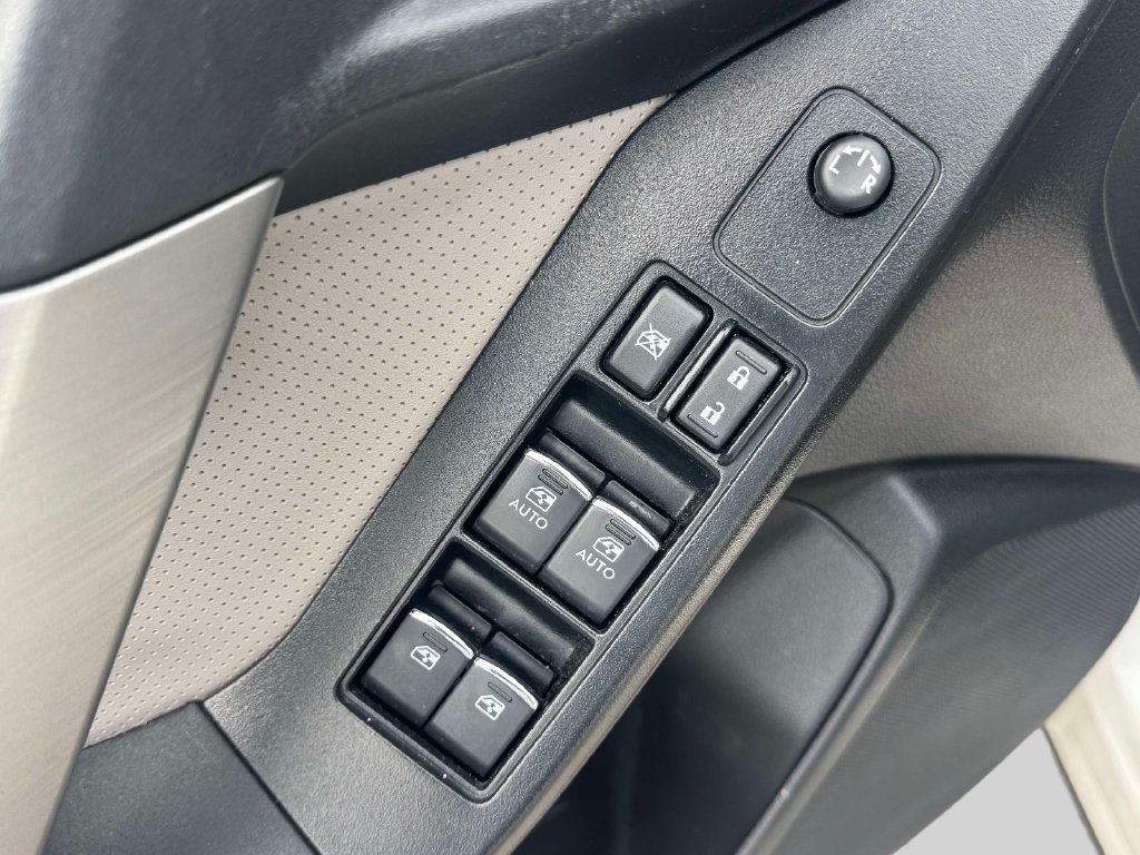 Used 2018 Subaru Forester 2.5i Limited AWD/4WD image 15