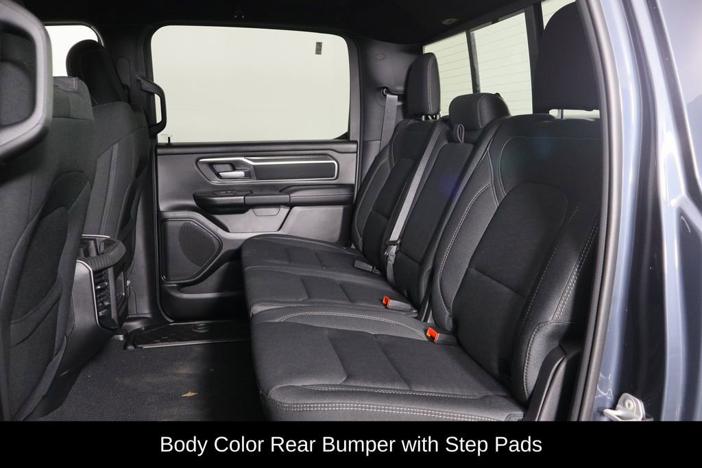 New 2026 RAM 1500 4x4 Crew Cab image 17