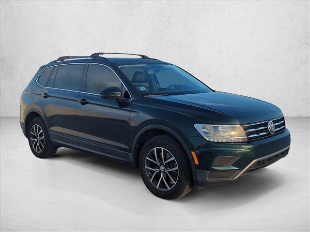 Used 2019 Volkswagen Tiguan SE w/ Panoramic Sunroof Package FWD image 3