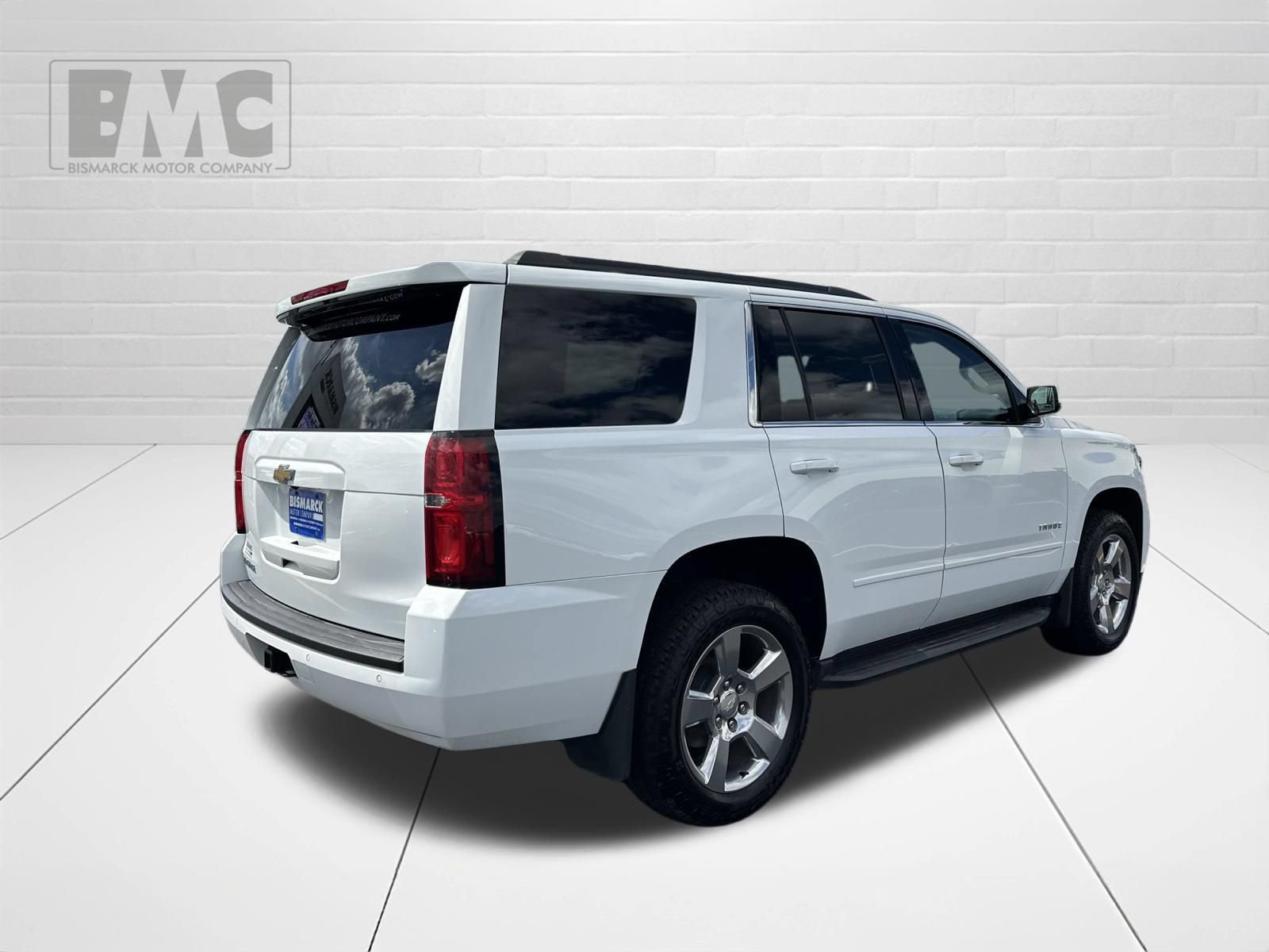 Used 2017 Chevrolet Tahoe LS w/ All-Season Package AWD/4WD image 3