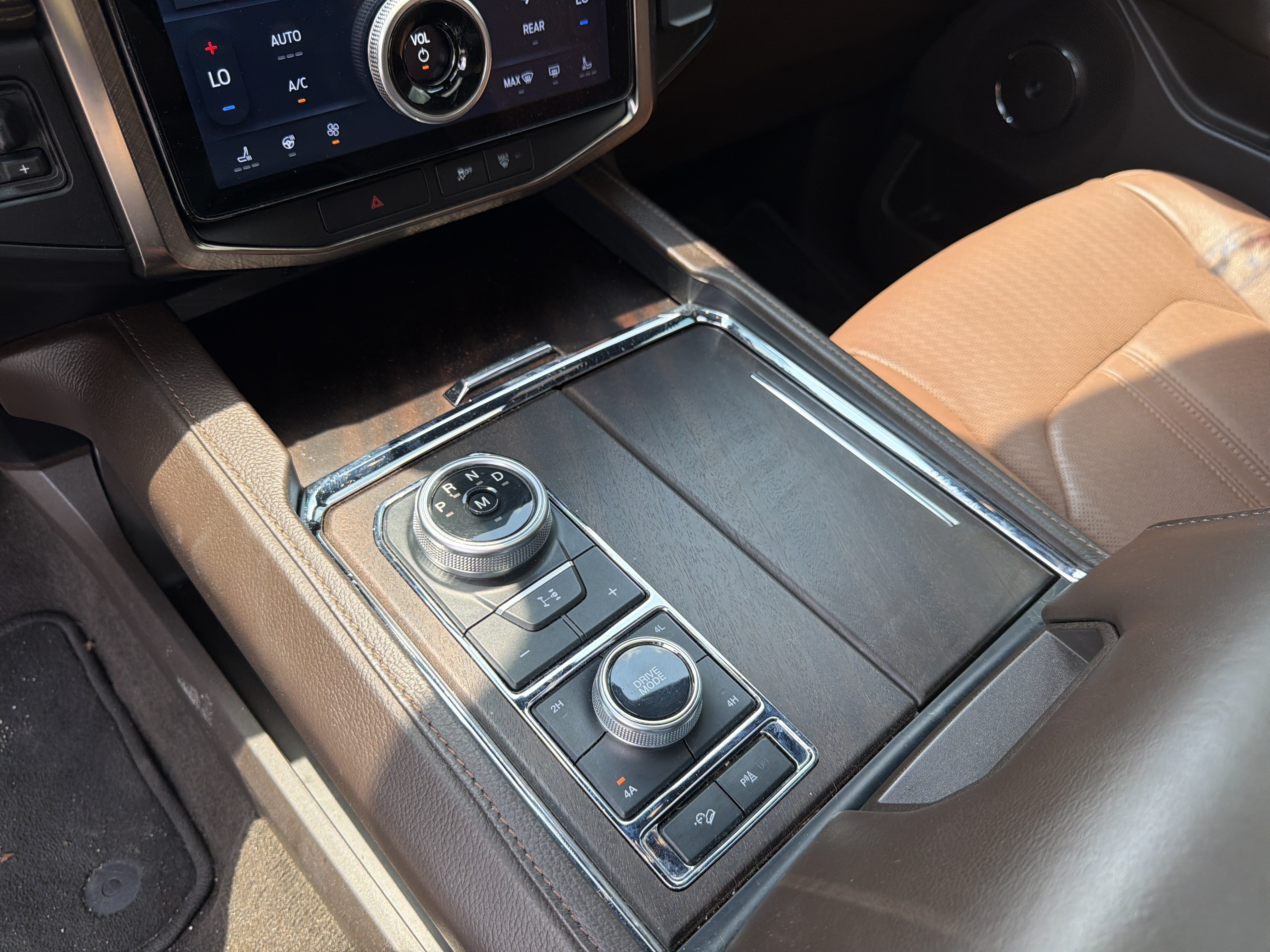 Used 2023 Ford Expedition King Ranch AWD/4WD image 23