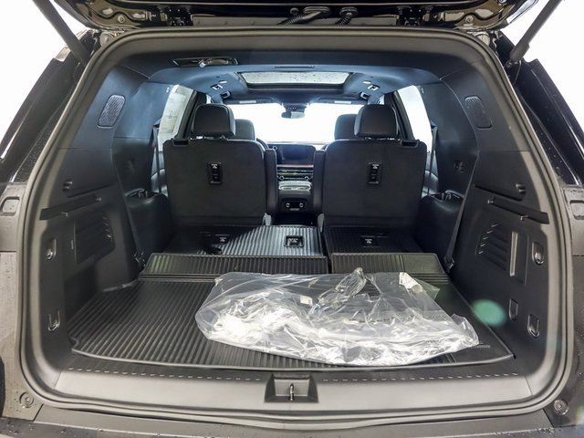 New 2026 Chevrolet Traverse Z71 w/ LPO, Floor Liner Package image 24