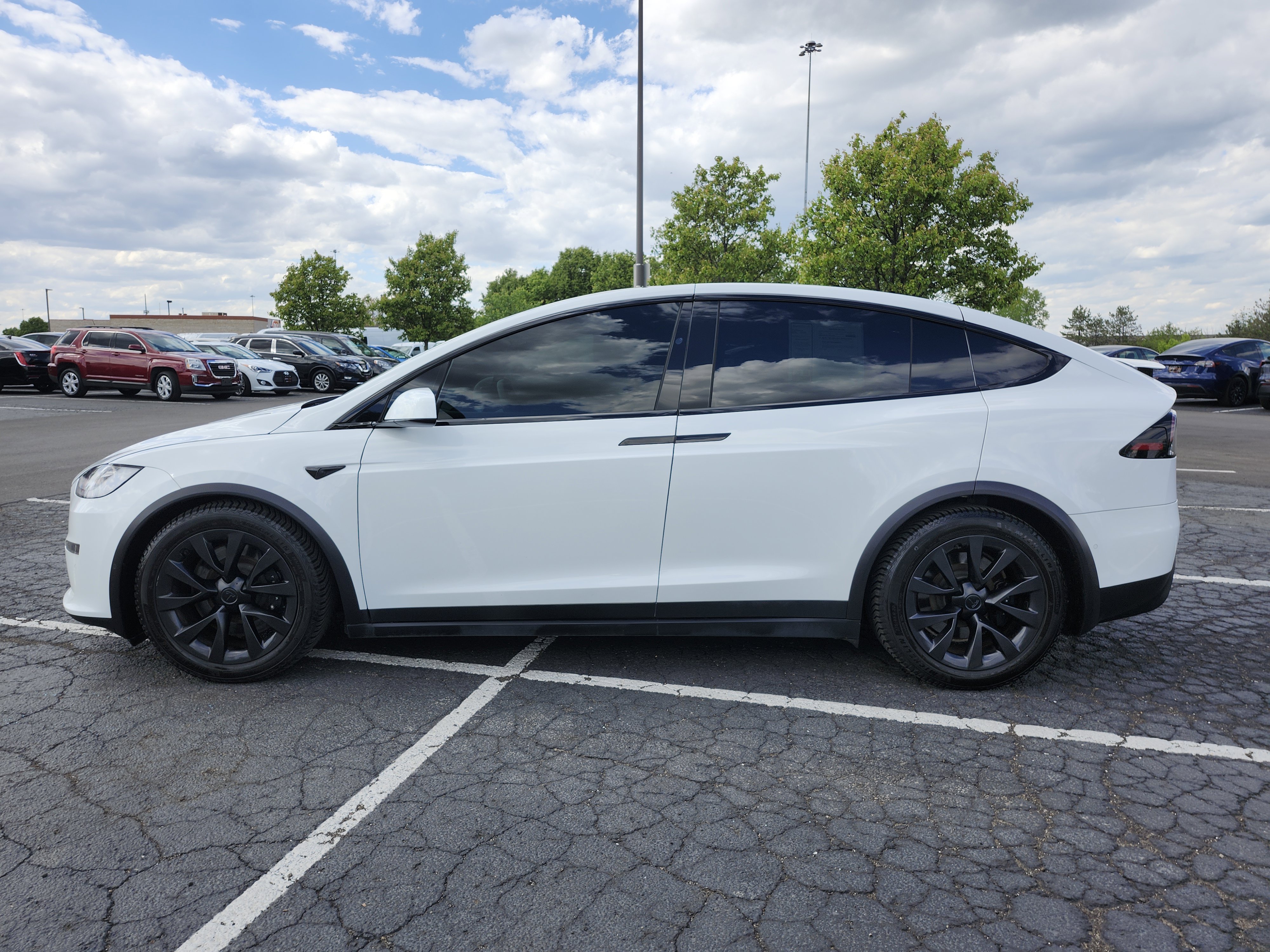 Used 2022 Tesla Model X AWD/4WD image 14