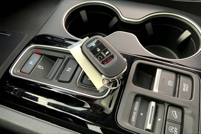 Used 2023 Honda Pilot Elite image 10