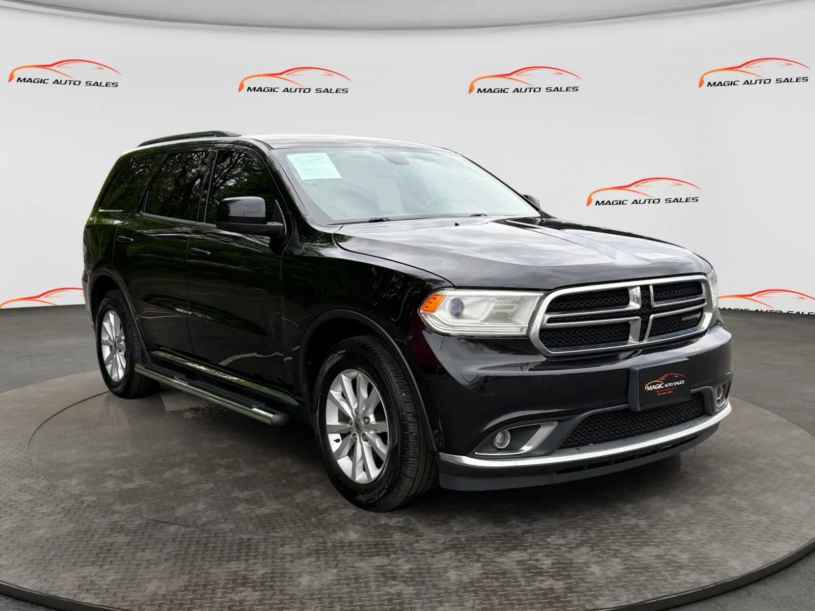 Used 2019 Dodge Durango SXT AWD/4WD image 5