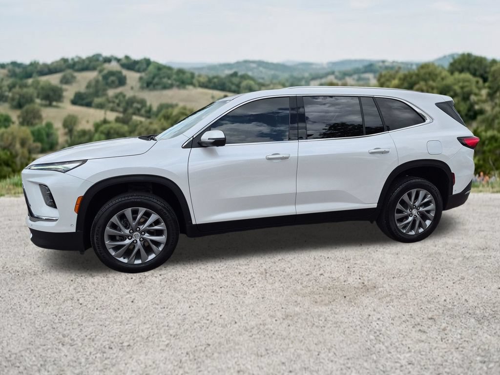 Used 2025 Buick Enclave Preferred w/ Super Cruise Package FWD image 4