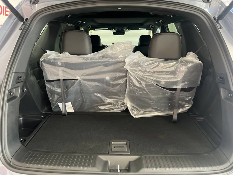 New 2026 Honda Pilot TrailSport image 8