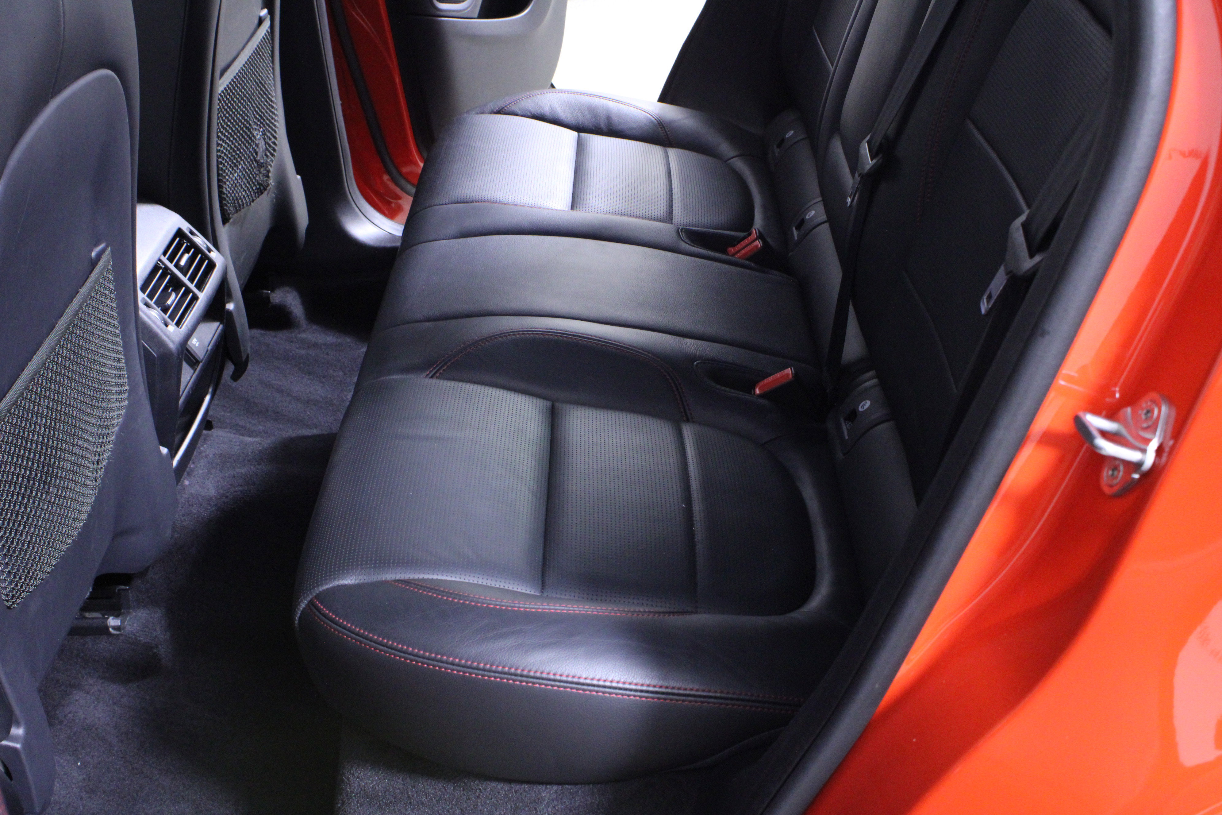 Used 2020 Jaguar E-PACE Checkered Flag image 13