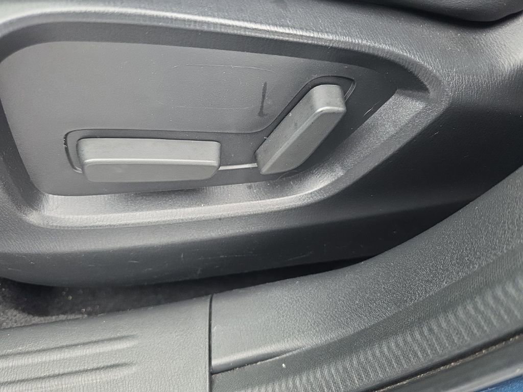 Used 2020 MAZDA CX-5 Touring image 17