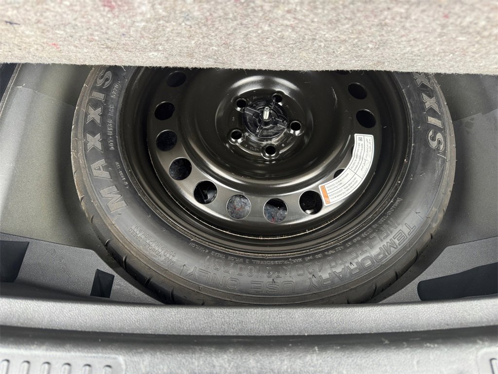 Used 2021 Lincoln Aviator 2WD w/ Elements Package image 16