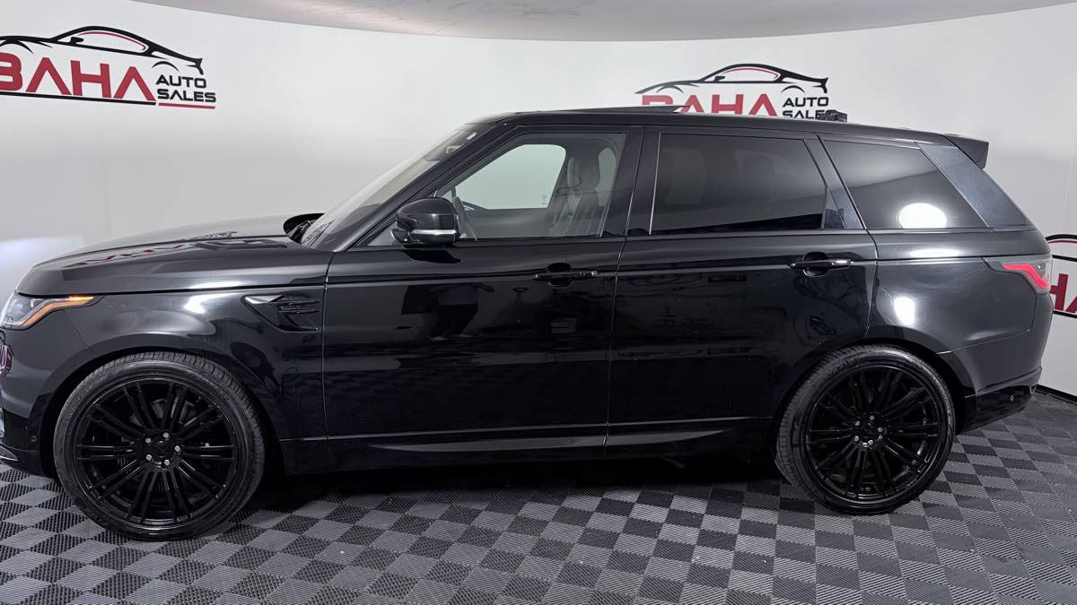 Used 2018 Land Rover Range Rover Sport HSE AWD/4WD image 4