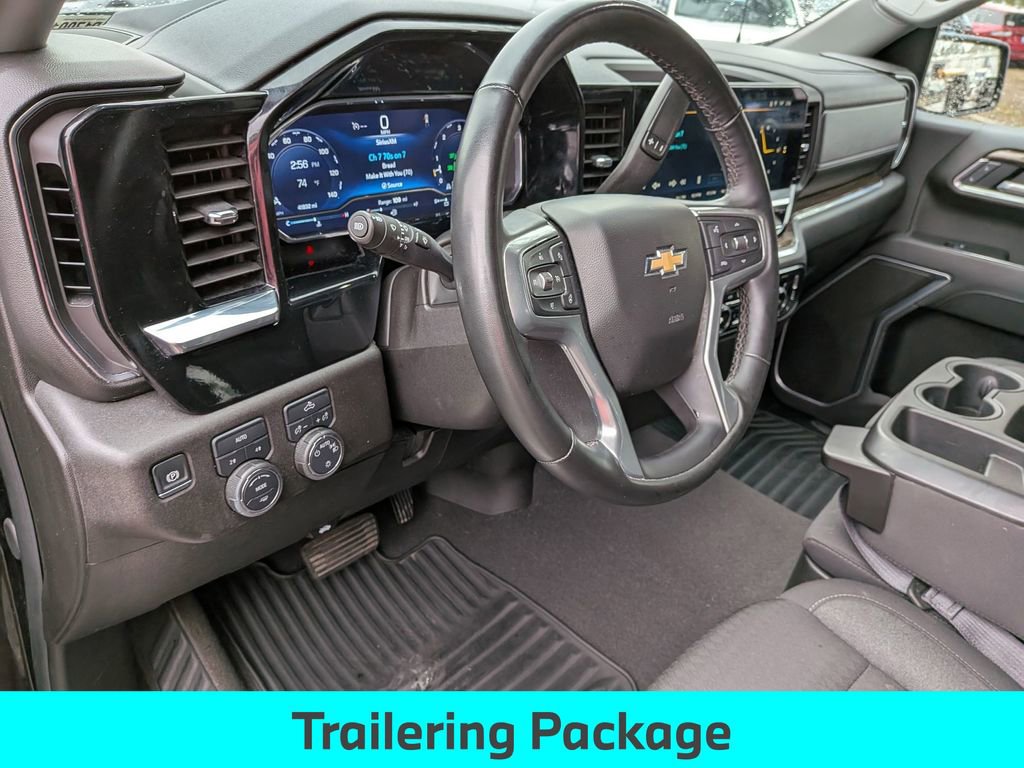 Used 2025 Chevrolet Silverado 1500 LT image 12