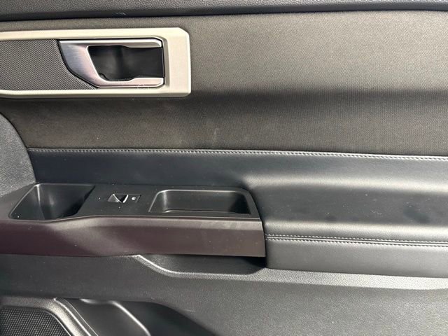 Used 2020 Ford Explorer XLT RWD image 29