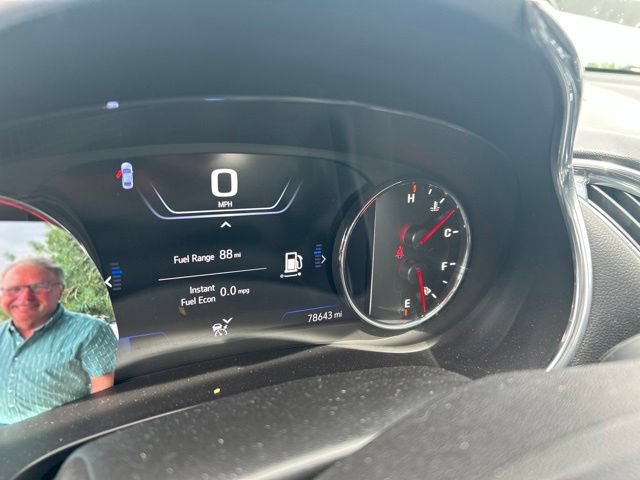 Used 2020 Chevrolet Malibu Premier FWD image 5