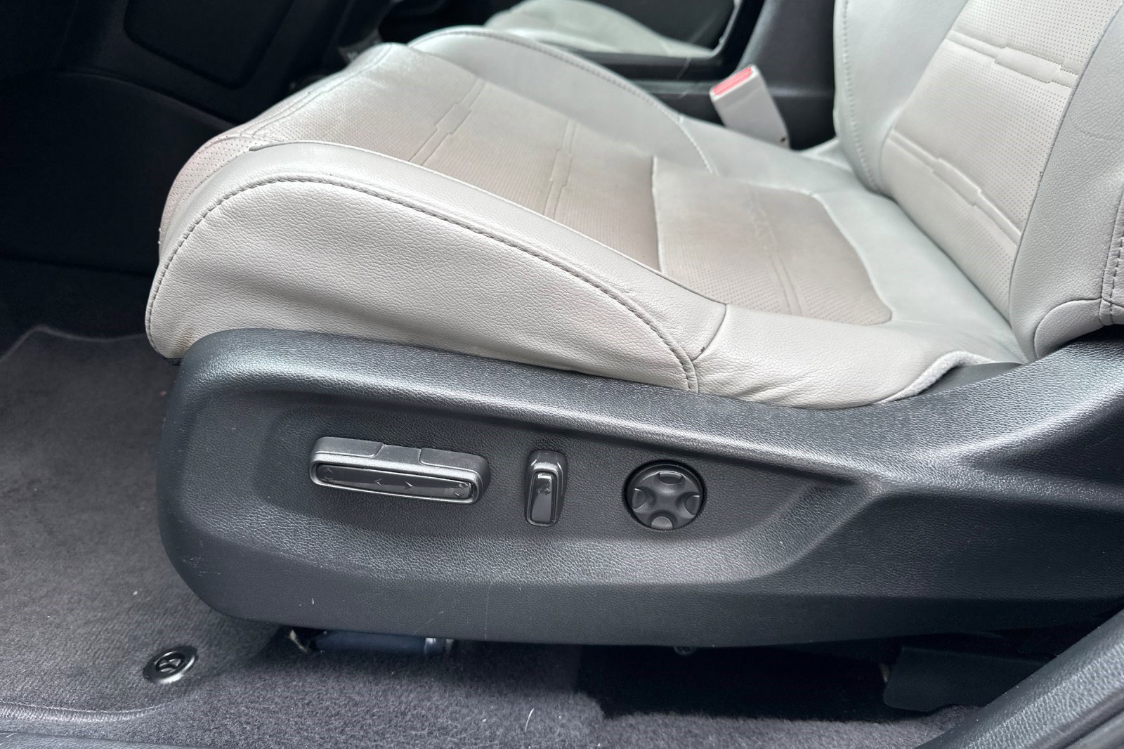 Used 2020 Honda CR-V EX-L image 14