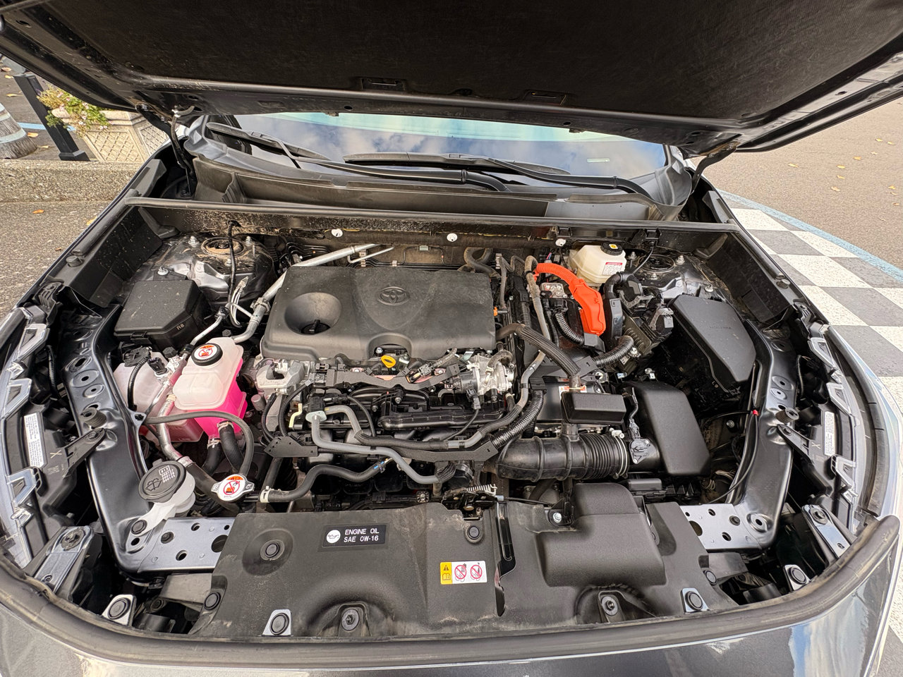 Used 2024 Toyota RAV4 XLE image 22