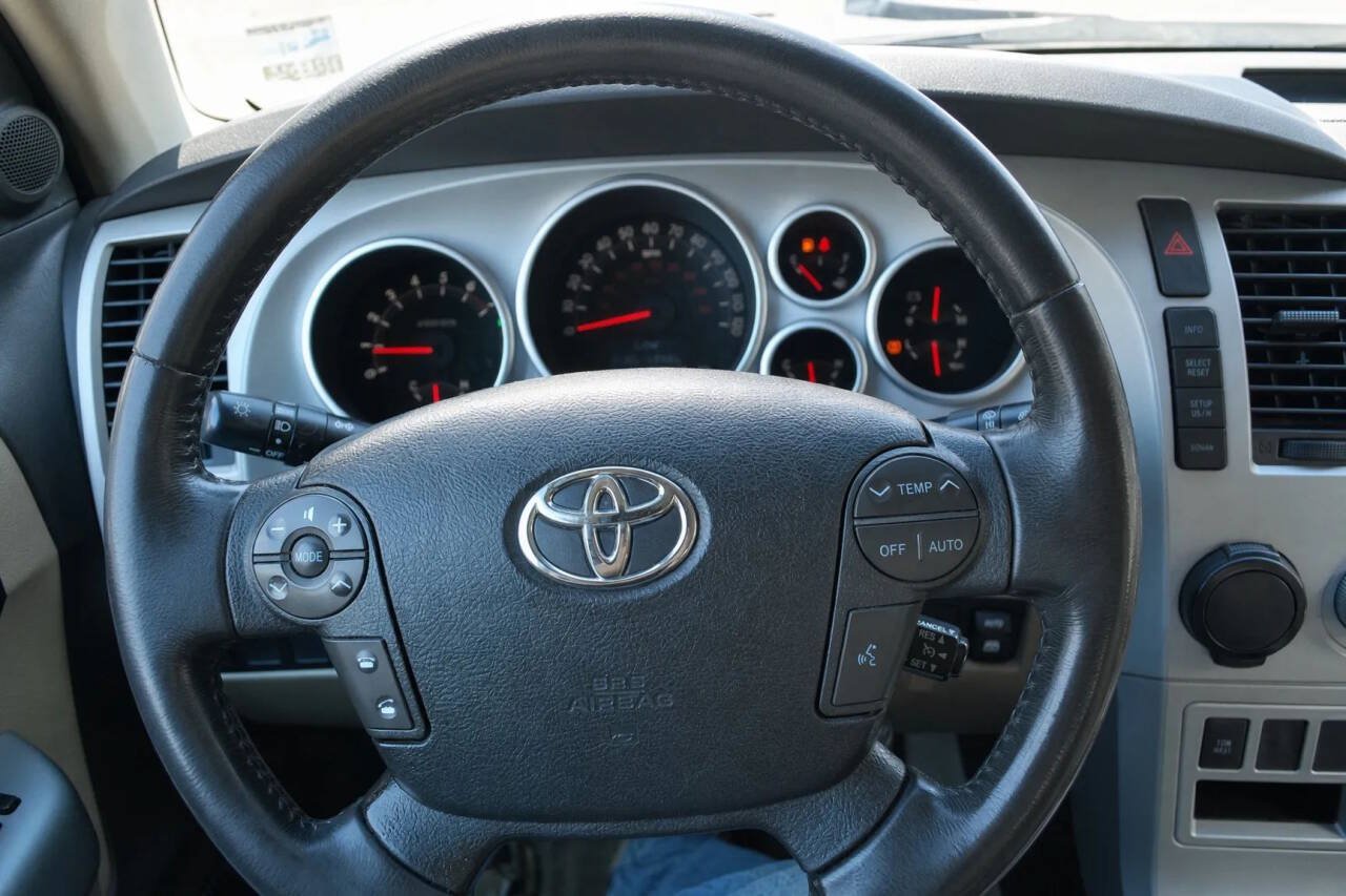 Used 2008 Toyota Sequoia Limited RWD image 22