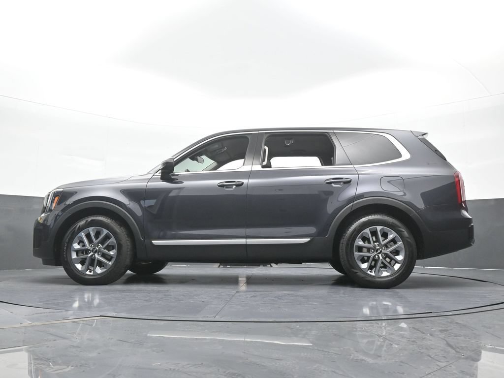 Used 2025 Kia Telluride LX FWD image 56