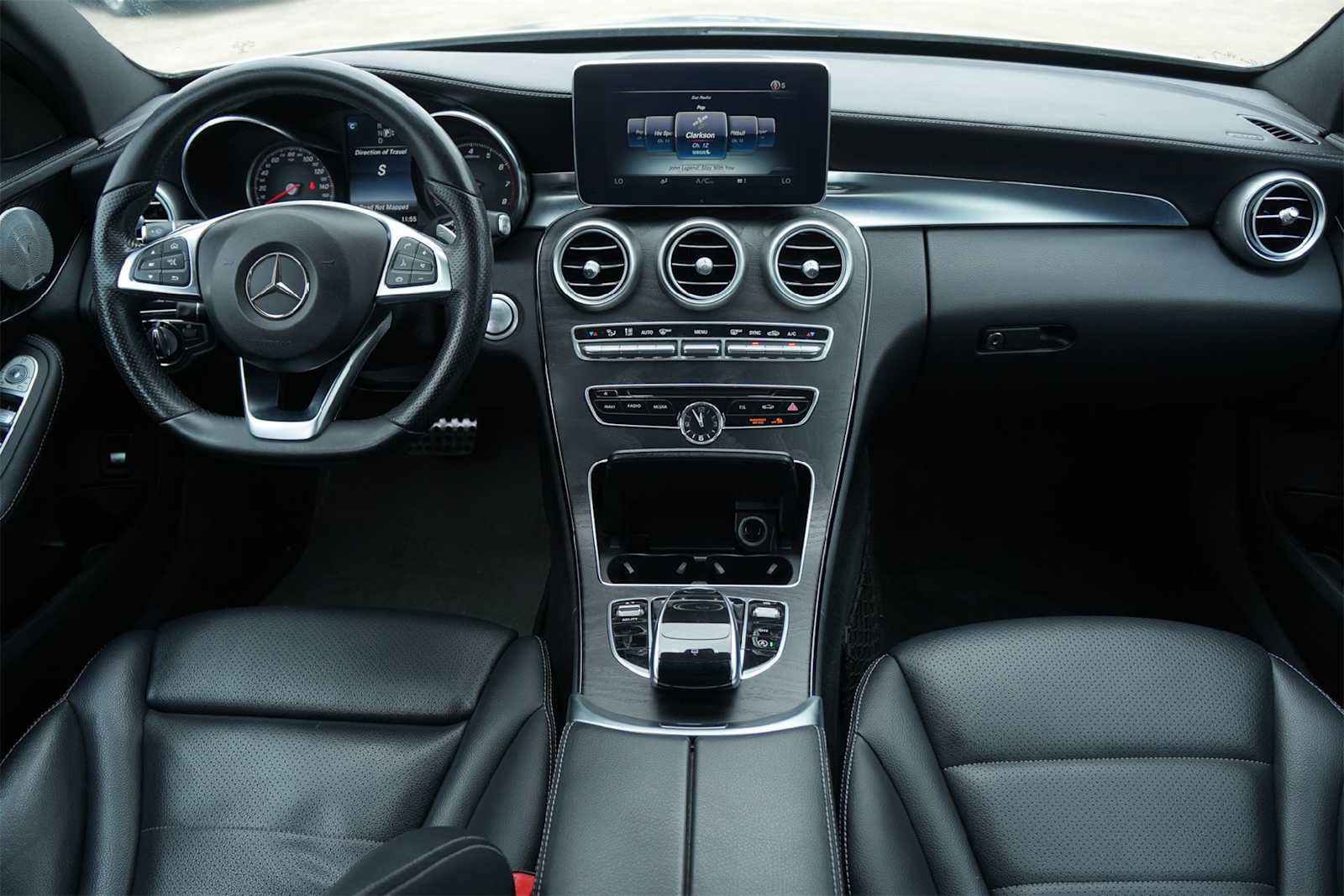 Used 2015 Mercedes-Benz C 400 4MATIC image 10