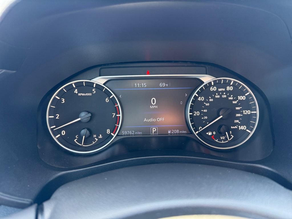 Used 2024 Nissan Altima 2.5 SV FWD image 14