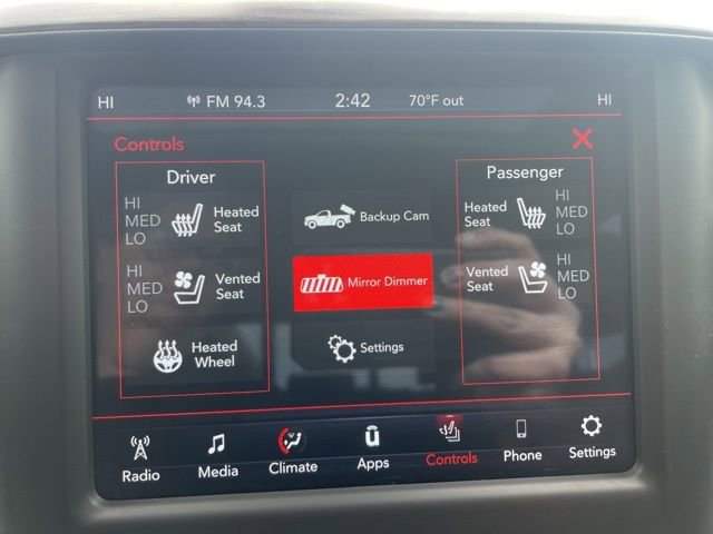 Used 2019 RAM 1500 Laramie image 26