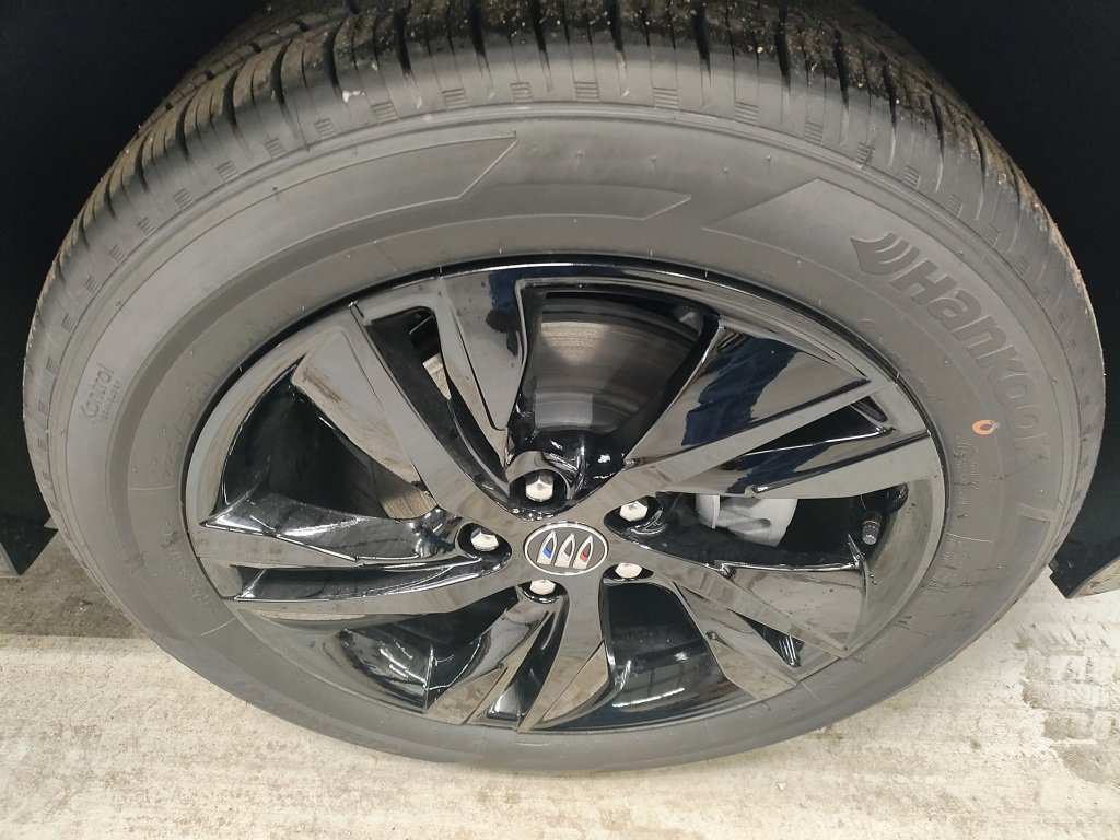 New 2026 Buick Encore GX Sport Touring w/ Advanced Technology Package image 4