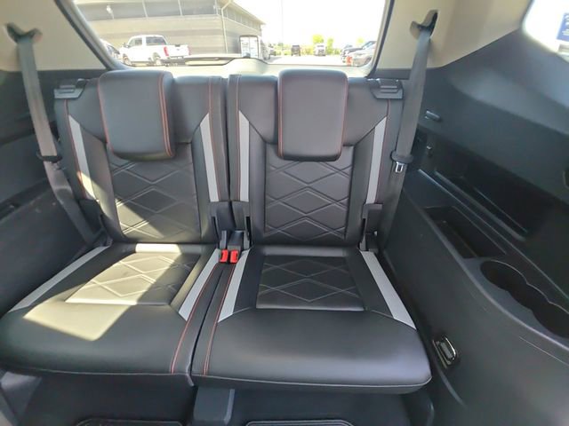 Used 2024 Volkswagen Atlas Peak Edition SE AWD/4WD image 16