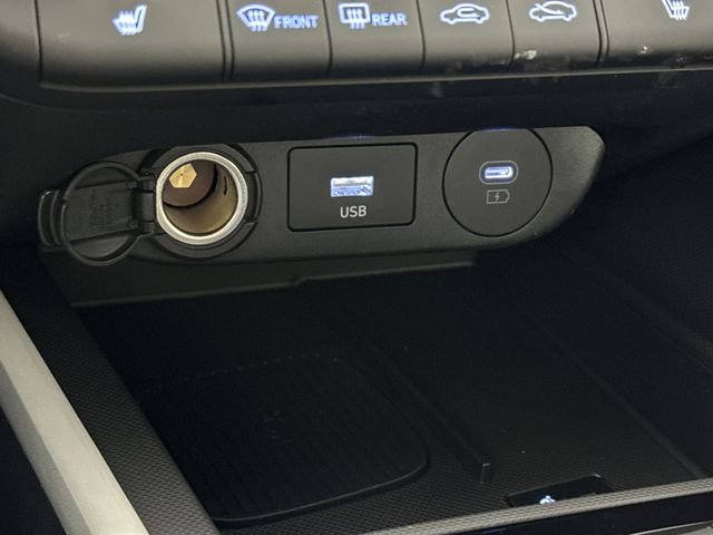 New 2026 Hyundai Elantra Limited image 17
