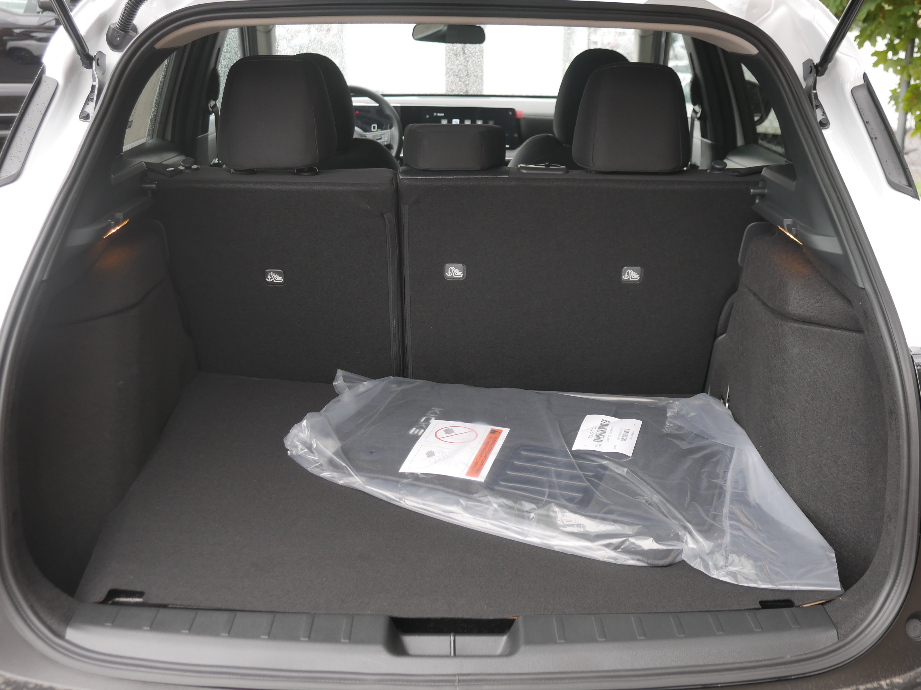 New 2026 Nissan Kicks SV w/ SV Premium Package image 21