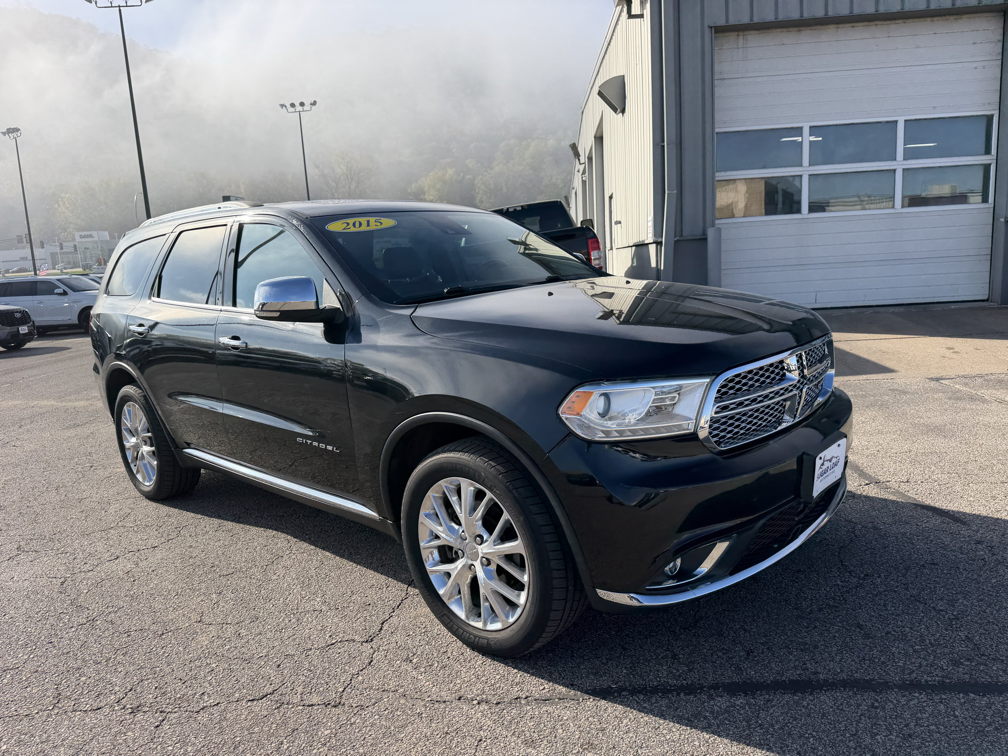 Used 2015 Dodge Durango Citadel w/ Technology Group AWD/4WD image 3