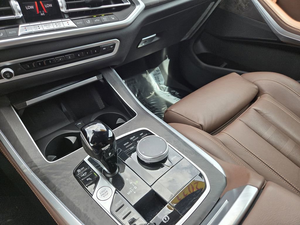 Used 2022 BMW X5 xDrive40i w/ Premium Package image 21