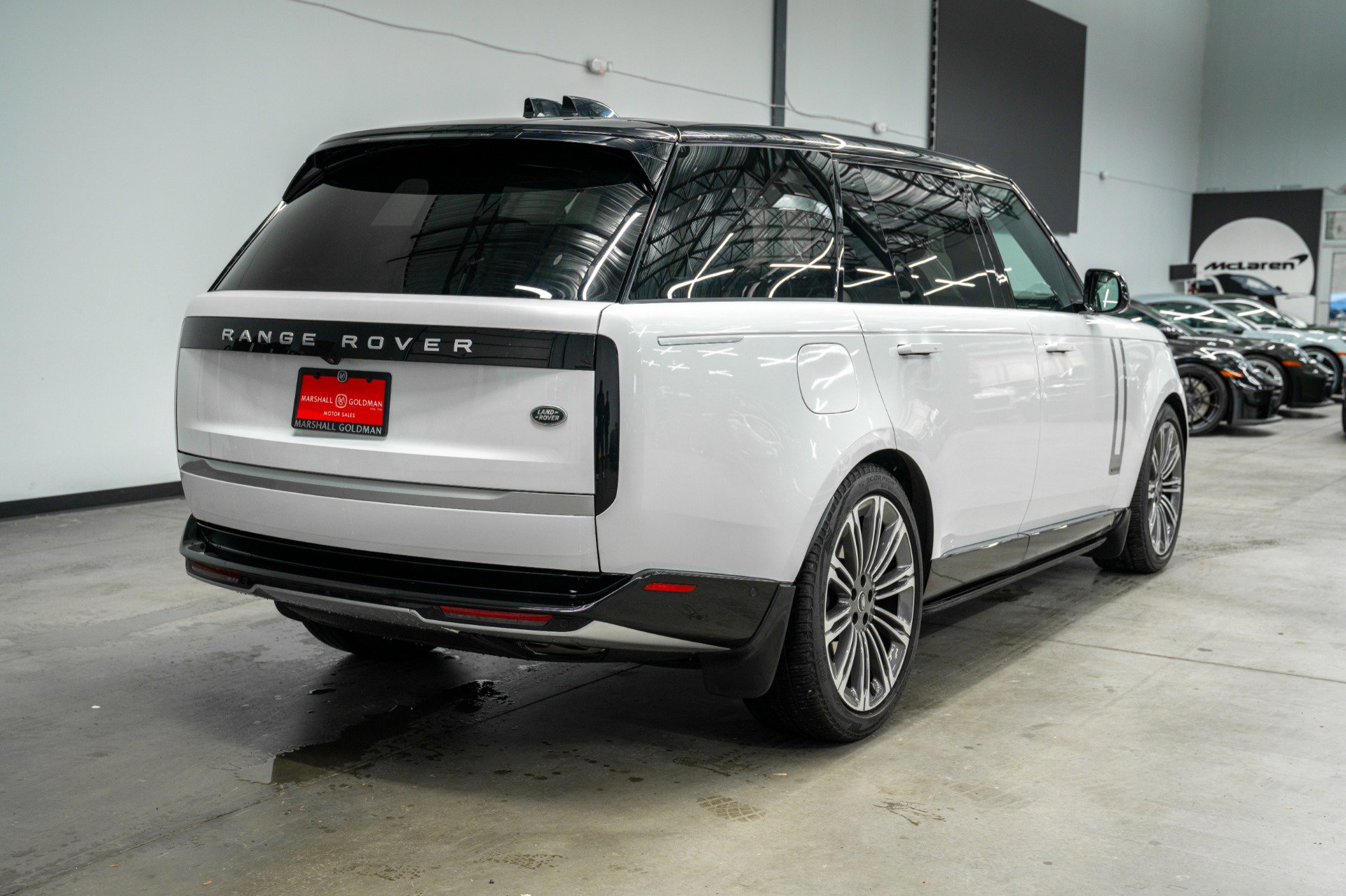 Used 2023 Land Rover Range Rover Long Wheelbase Autobiography AWD/4WD image 8