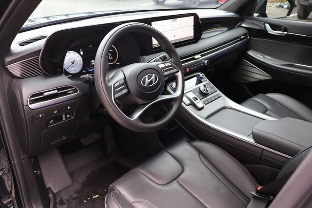 Used 2025 Hyundai Palisade Calligraphy image 5
