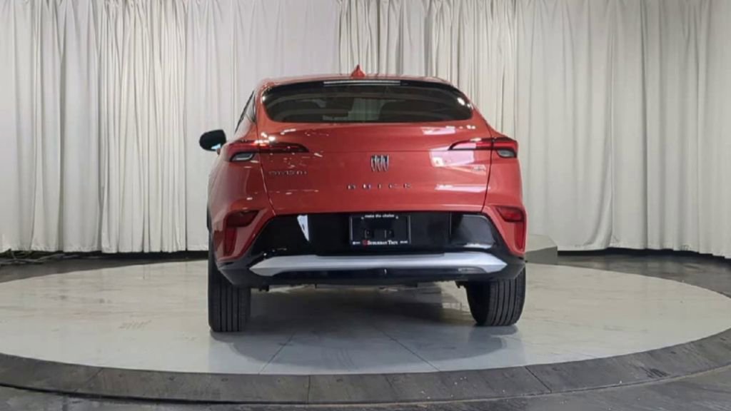 Used 2024 Buick Envista Sport Touring w/ Convenience I Package image 7