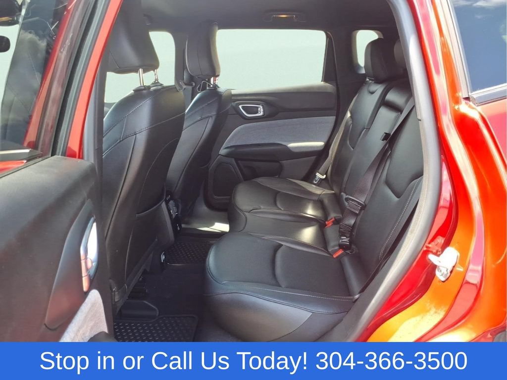 Used 2024 Jeep Compass Latitude AWD/4WD image 12