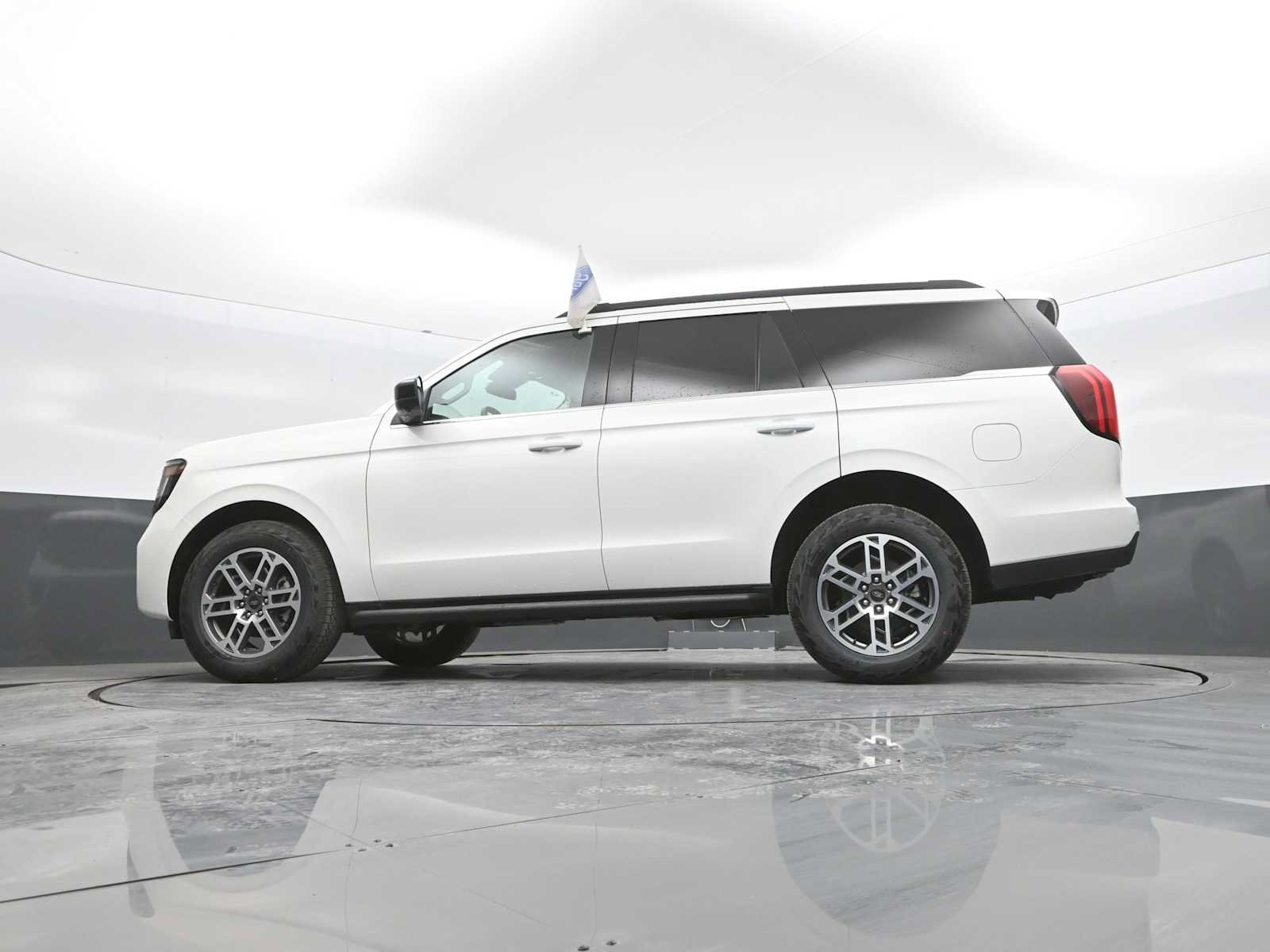 New 2026 Ford Expedition Active AWD/4WD image 60