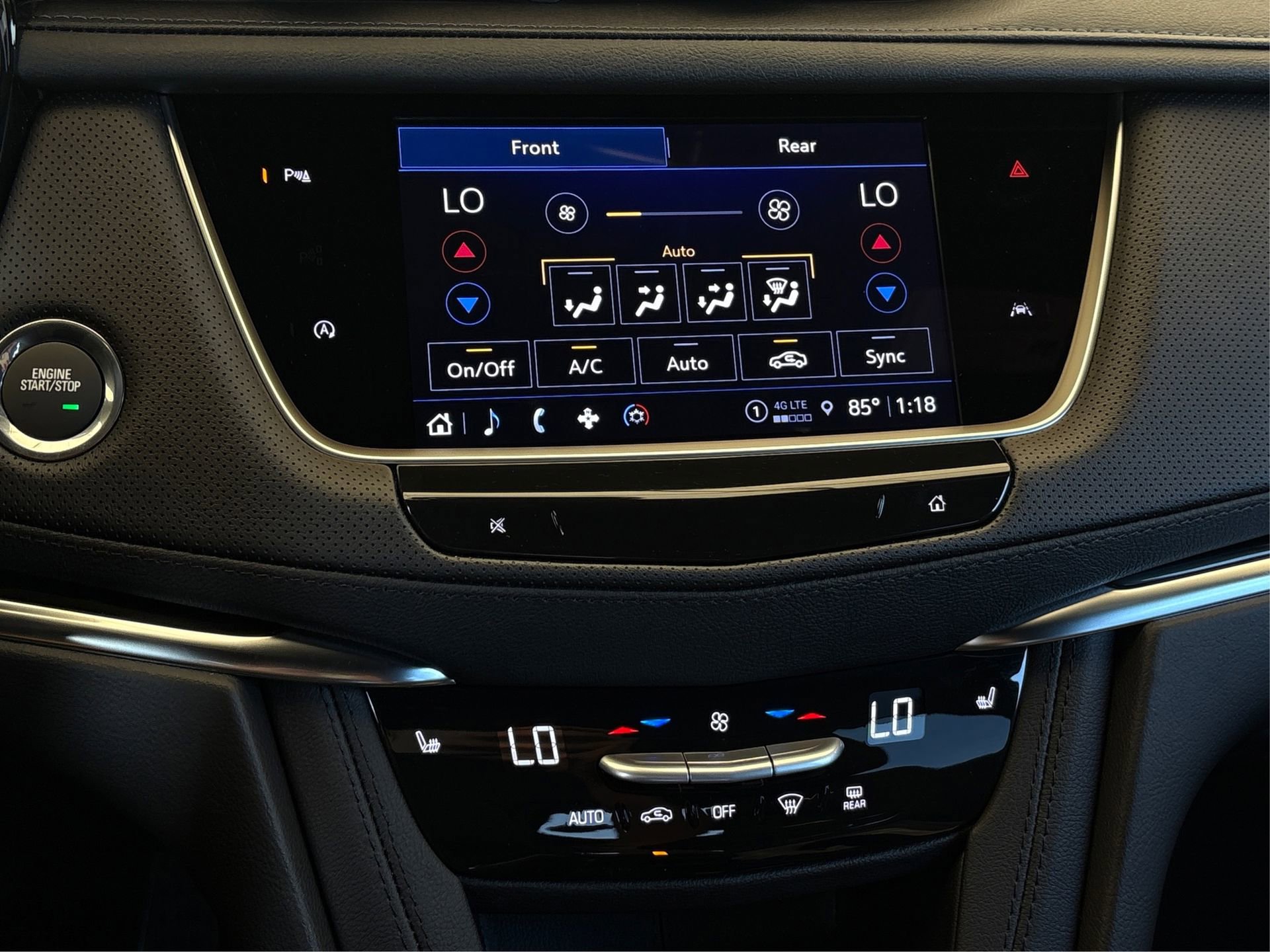 New 2025 Cadillac XT6 Luxury image 26