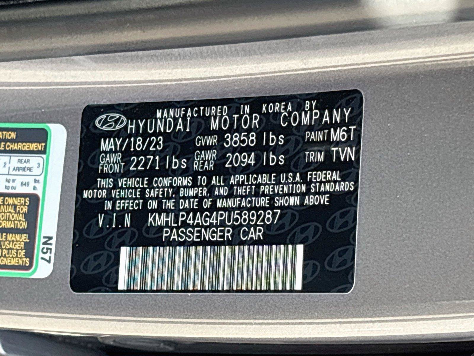 Used 2023 Hyundai Elantra Limited FWD image 33