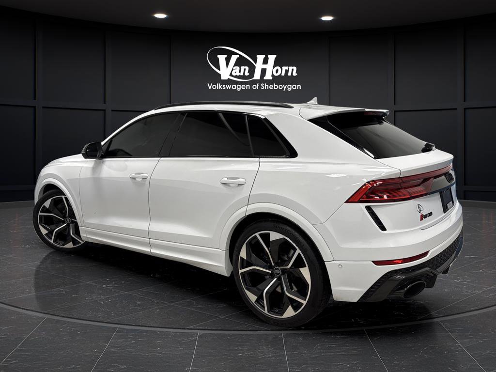 Used 2023 Audi RS Q8 w/ Black Optic Package image 3