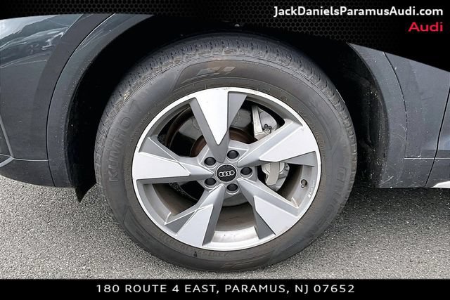 Certified 2024 Audi Q5 Premium AWD/4WD image 8