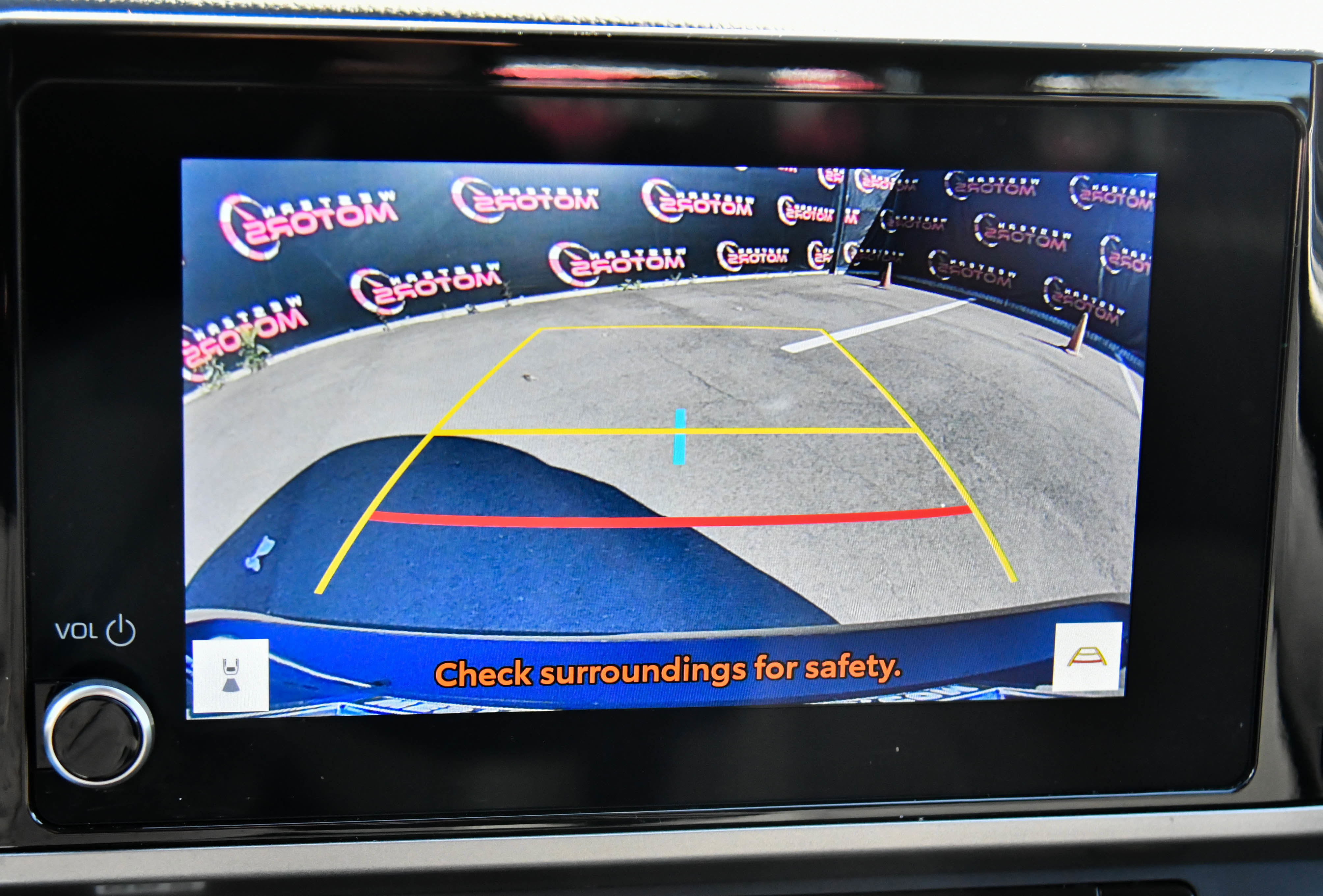 Used 2025 Toyota Camry LE image 18