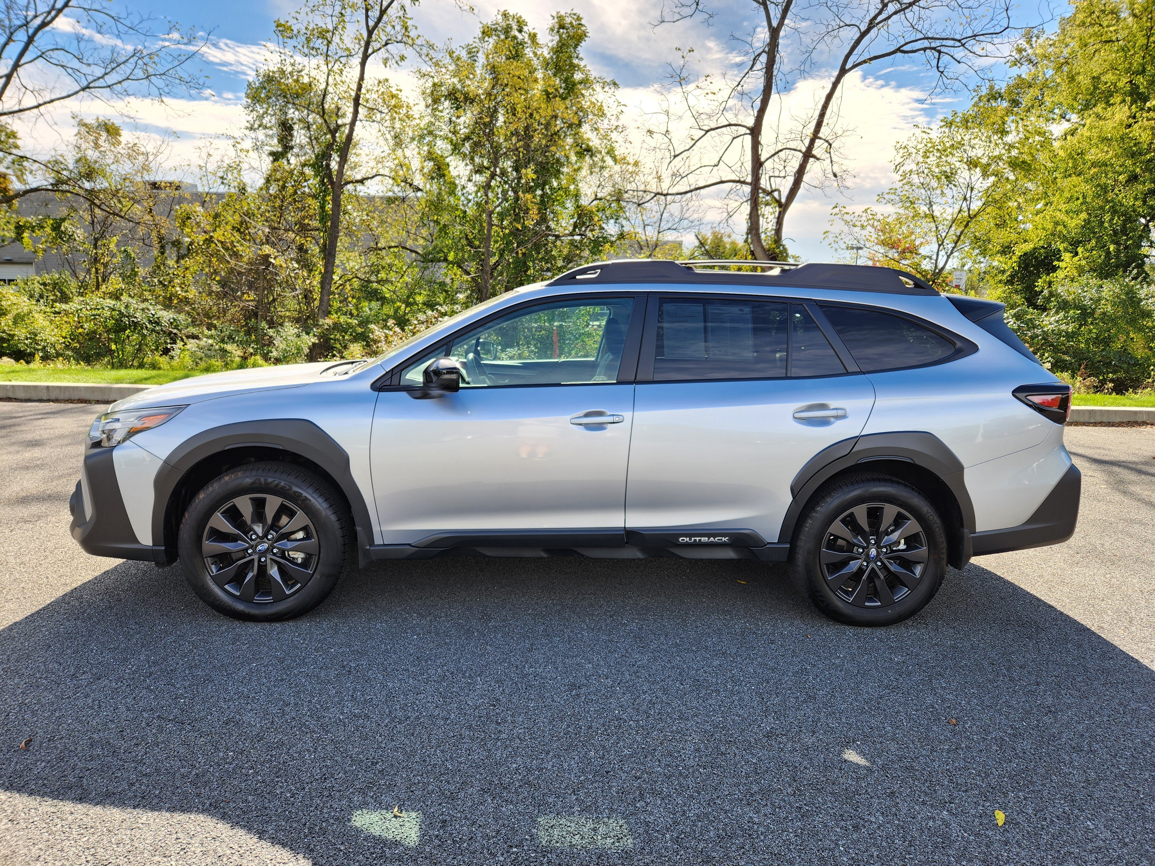 Certified 2025 Subaru Outback Onyx Edition AWD/4WD image 5