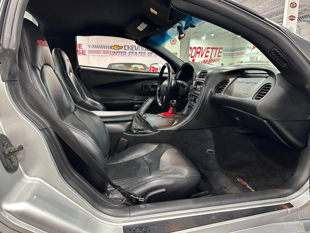 Used 2001 Chevrolet Corvette Z06 RWD image 10