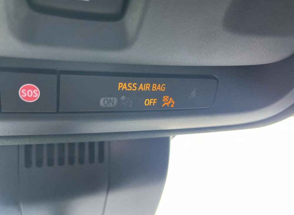 Used 2025 GMC Yukon XL Denali Ultimate image 6