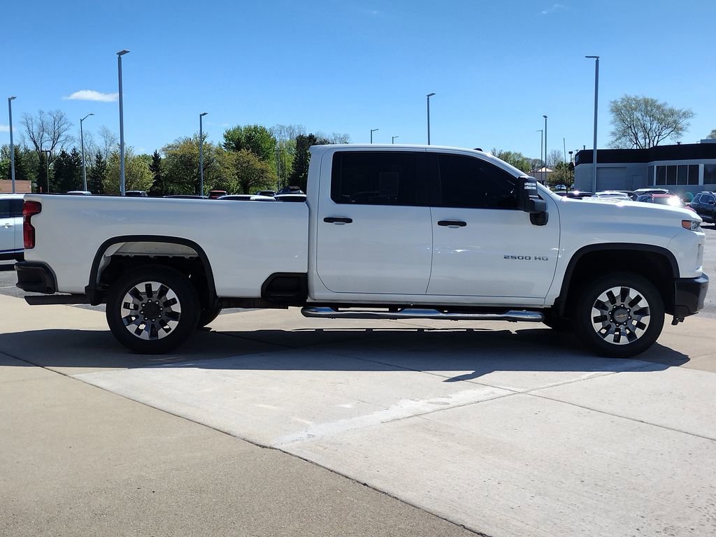 Used 2022 Chevrolet Silverado 2500 Custom w/ Custom Value Package AWD/4WD image 11