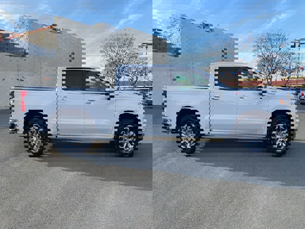 New 2026 Chevrolet Silverado 1500 LTZ w/ Z71 Off-Road Package image 5