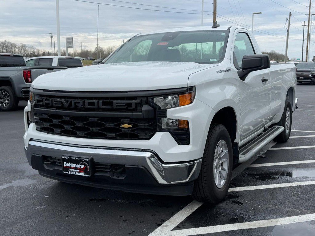 Used 2025 Chevrolet Silverado 1500 W/T RWD image 11