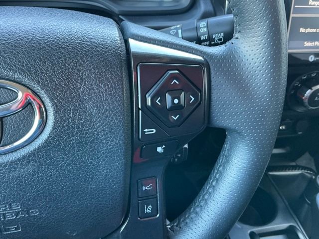 Used 2022 Toyota 4Runner TRD Off-Road image 25