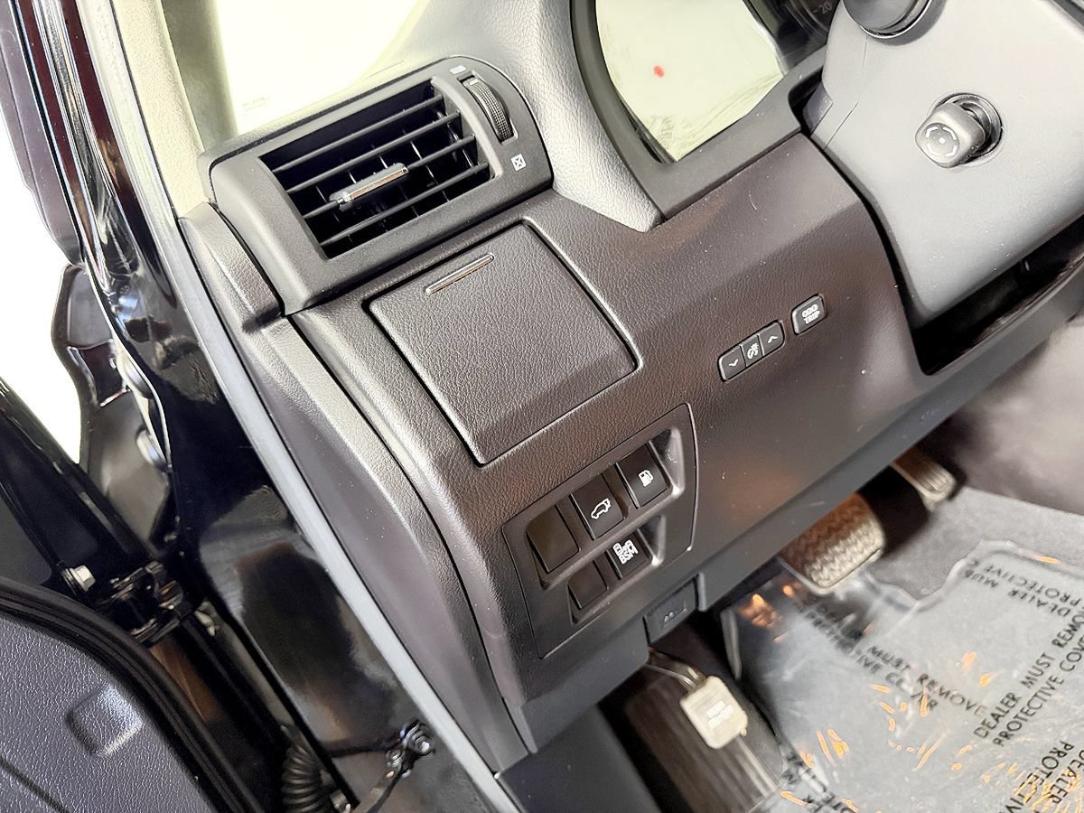 Used 2015 Lexus RX 450h AWD image 28